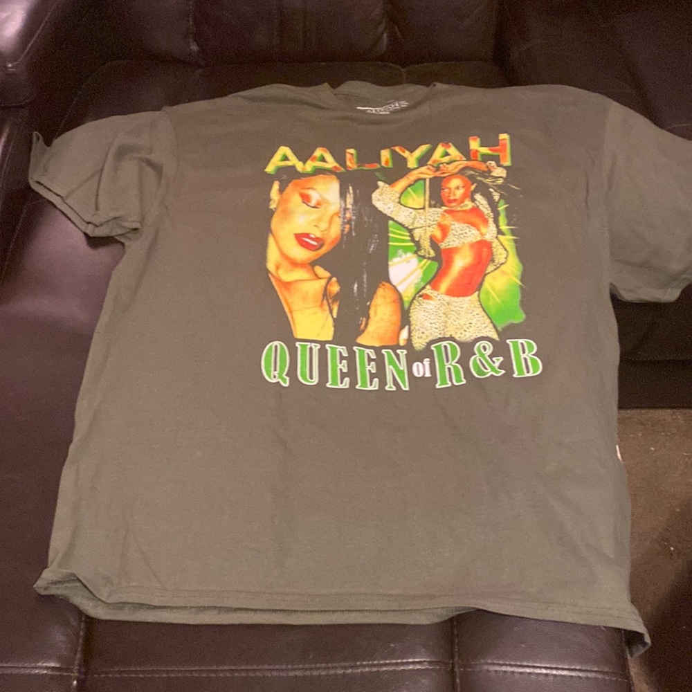 Brand New unisex t-shirts Aaliyah